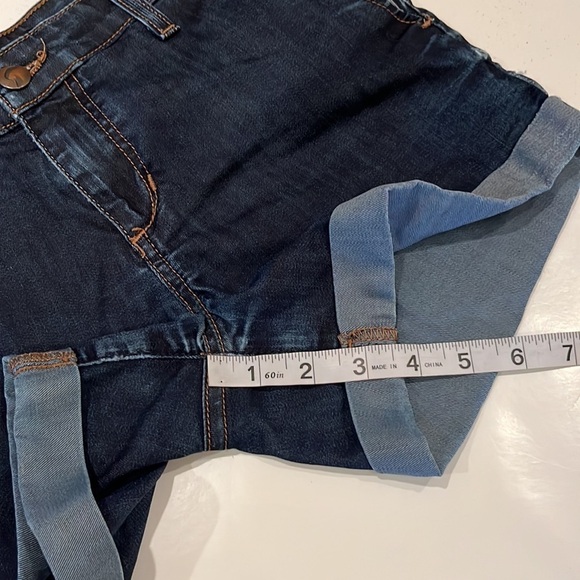 Joes Jeans Cuffed Mid Rise Shorts Size 25 - Picture 7 of 16